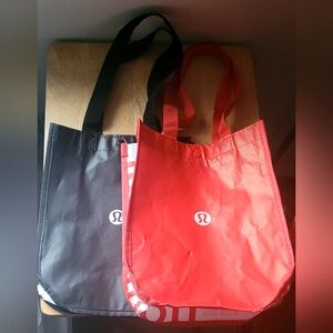 Lululemon Black& White And Red&White Reuseable Mini Tote Shopping Bags